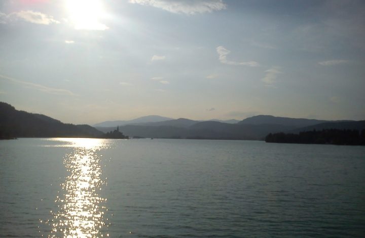 Der Wörthersee, fotografiert von obendrauf.