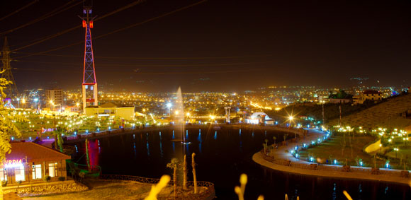 sulaymaniyah-at-night-800px