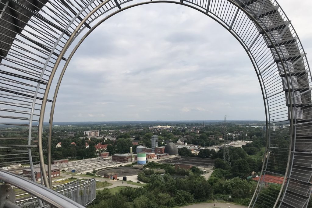 Wunderbarer Blick auf die Skyline von Duisburg; Foto: Peter Ansmann